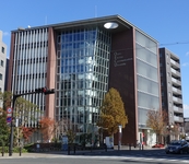 改修が予定されている大阪電気通信大学駅前キャンパス